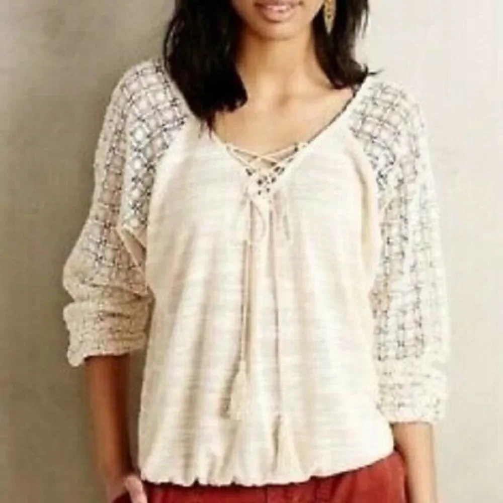 Anthropologie Meadow Rue Cream white crochet top v neck Peasant Blouse womens s